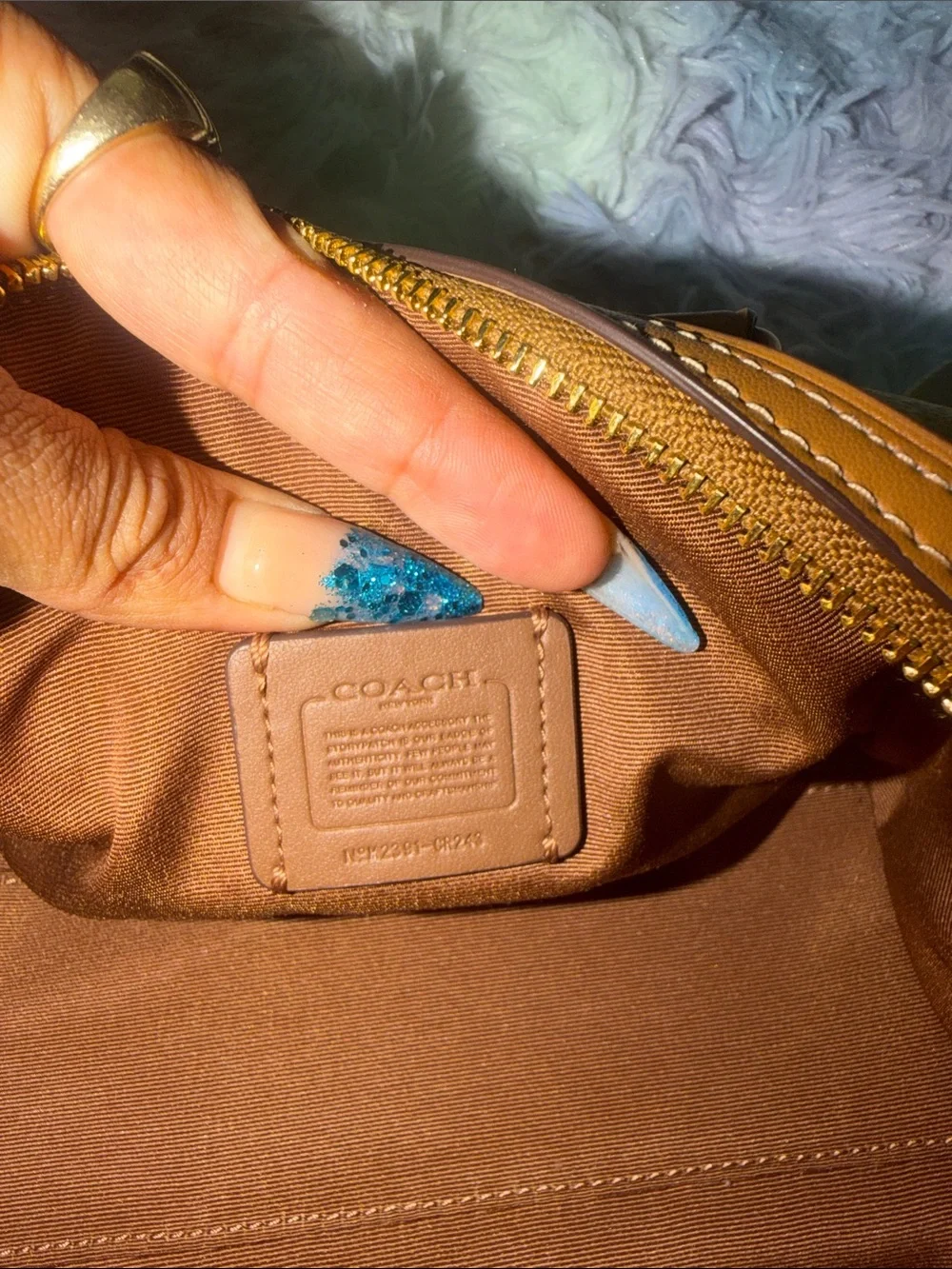 Coach authentic rowan